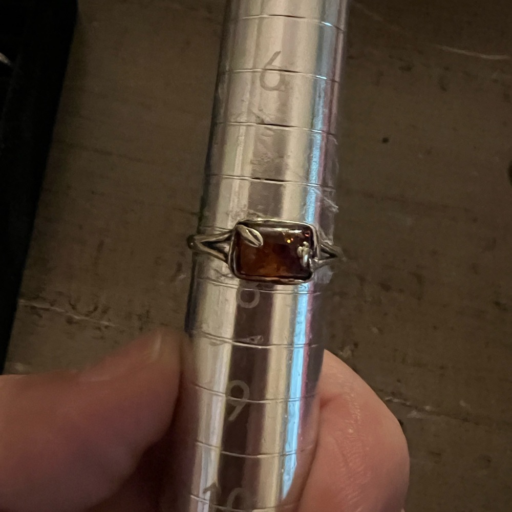 Elegant Silver 925 Ring with genuine Amber Gemstone